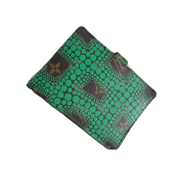 Rare Louis Vuitton x Yayoi Kusama Agenda